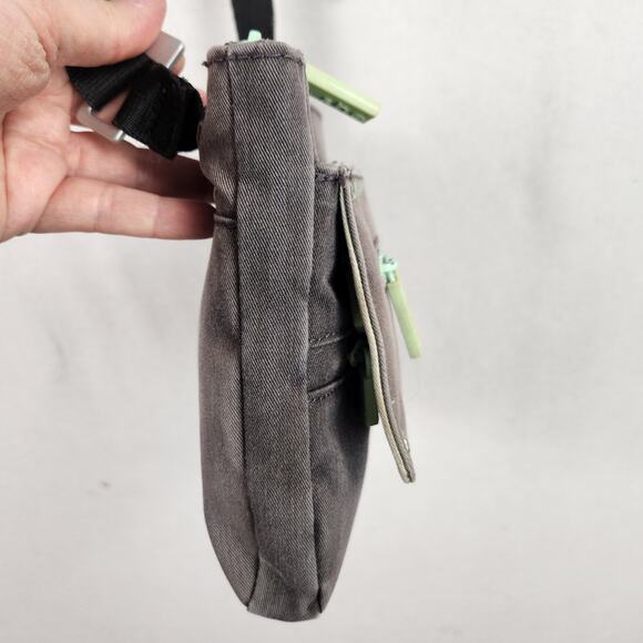 Sherpani Zoom Crossbody Bag Pockets Gray RFID Protection GUC - Picture 14 of 16